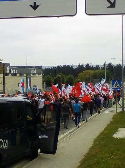 2017-07-13 piquete Metal Compostela 004.jpg